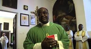 Mgr Abraham Kome: "Nous avons des doutes".